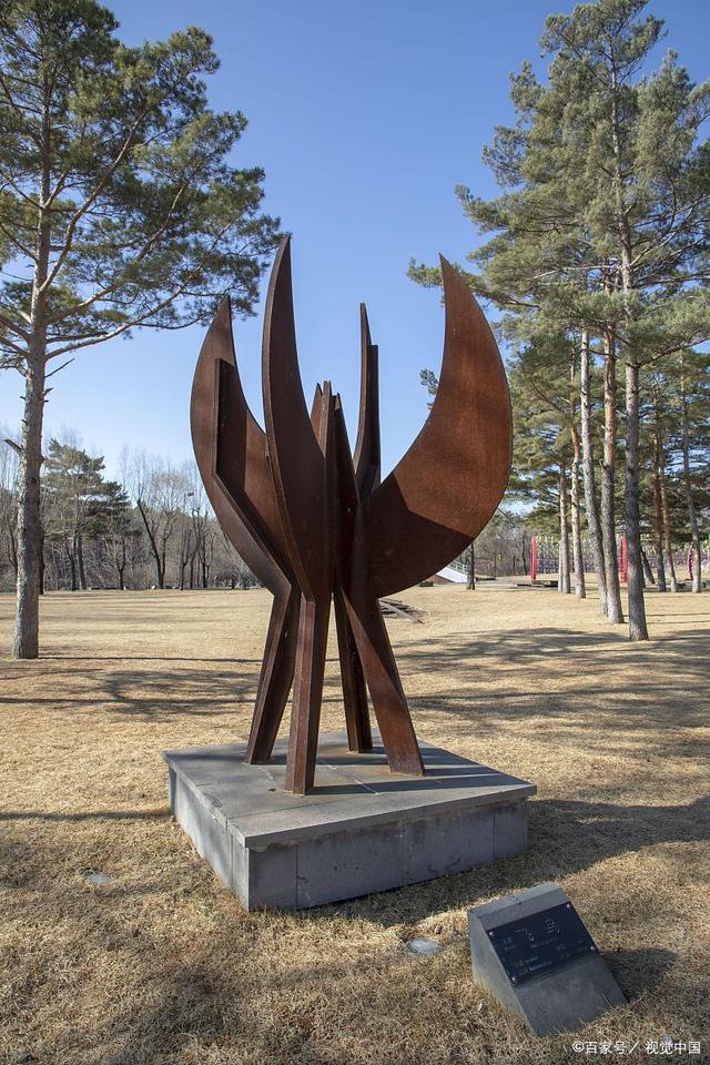洮南锈钢板雕塑